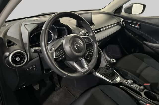 Mazda 2 (2021) thumbnail 4
