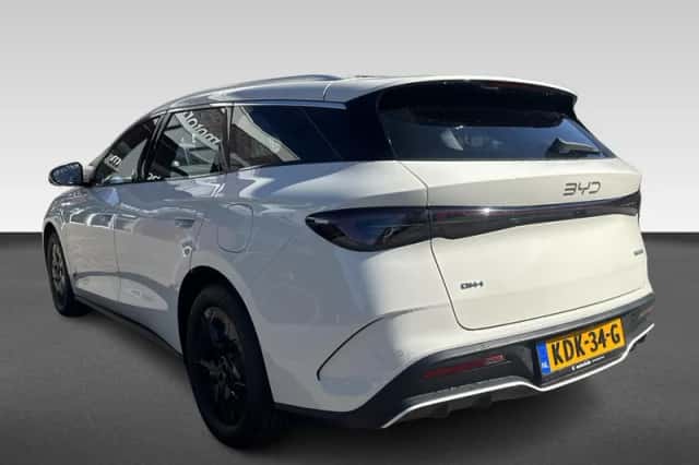 BYD Seal (2026) thumbnail 2