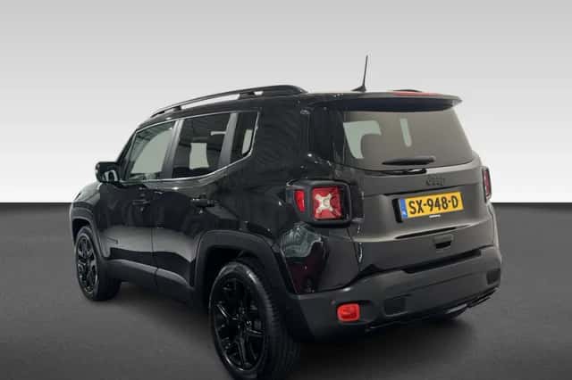 Jeep Renegade (2018) thumbnail 3