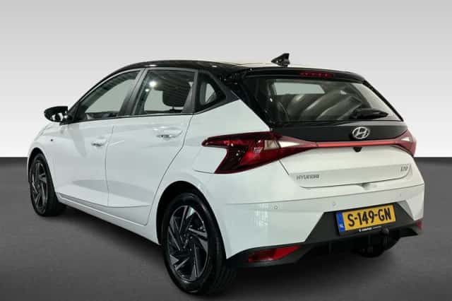 Hyundai i20 (2023) thumbnail 3
