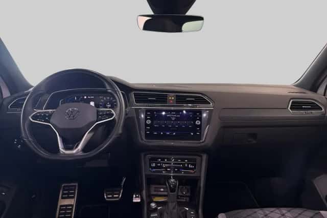 Volkswagen Tiguan (2023) thumbnail 5