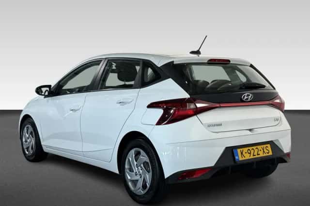 Hyundai i20 (2021) thumbnail 3