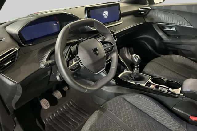 Peugeot 2008 (2025) thumbnail 4