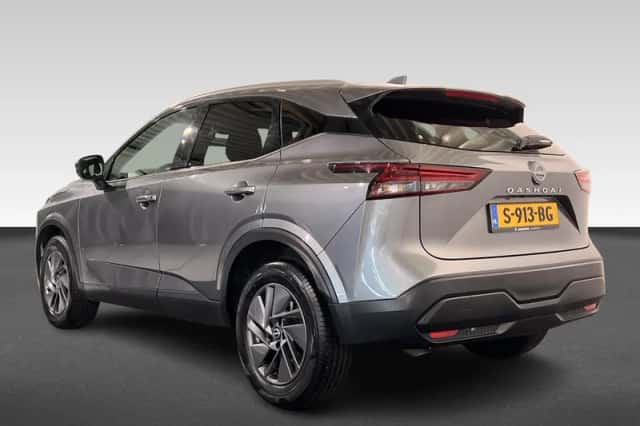 Nissan Qashqai (2023) thumbnail 3