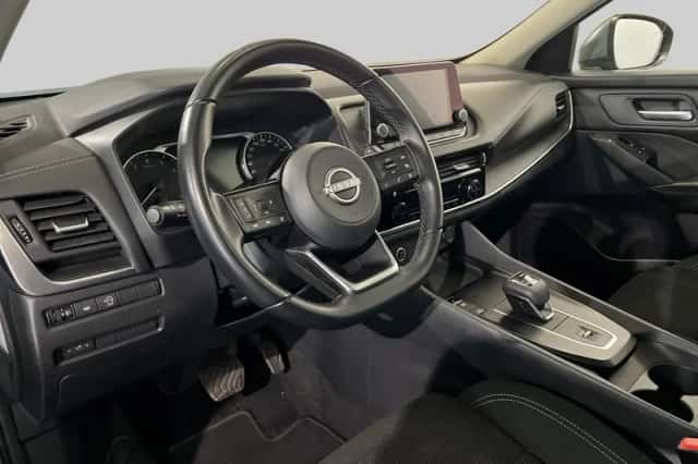 Nissan Qashqai (2023) thumbnail 4
