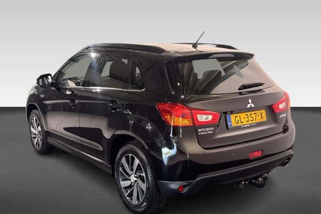Mitsubishi ASX (2015) thumbnail 3