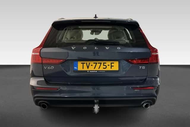 Volvo V60 (2018) thumbnail 6