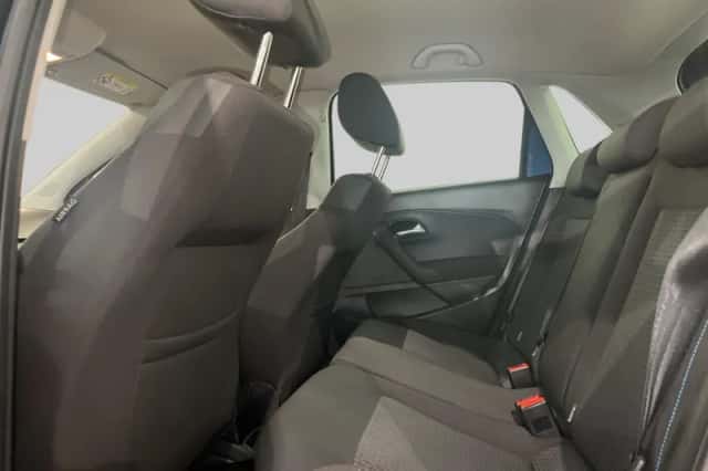 Volkswagen Polo (2017) thumbnail 6