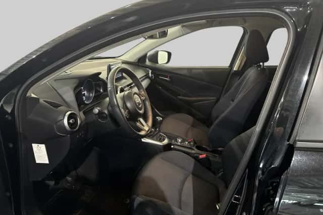 Mazda 2 (2021) thumbnail 4