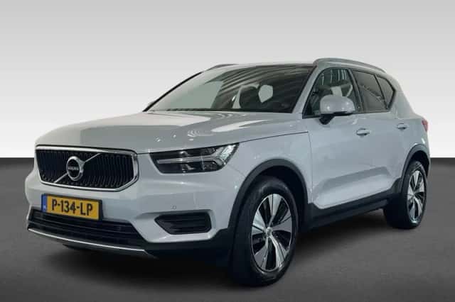 Volvo XC40 (2022) thumbnail 1