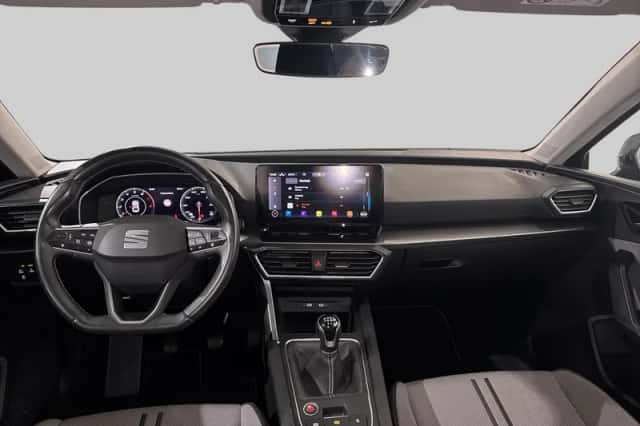 SEAT Leon (2021) thumbnail 5