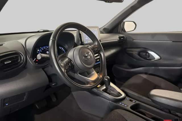 Toyota Yaris Cross (2021) thumbnail 4