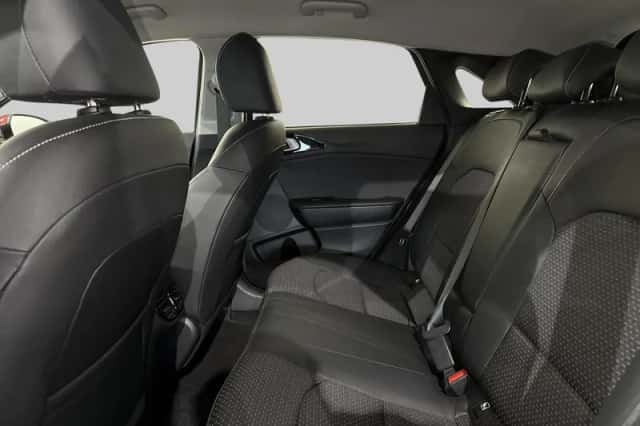 Kia Ceed (2021) thumbnail 6