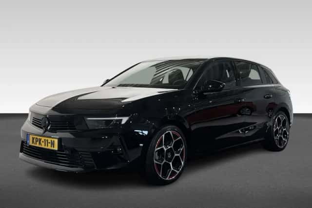 Opel Astra (2022) thumbnail 1
