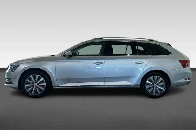 Škoda Superb (2025) thumbnail 2