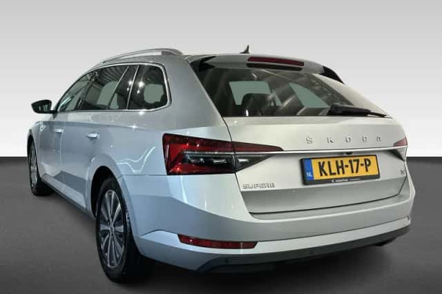 Škoda Superb (2025) thumbnail 3