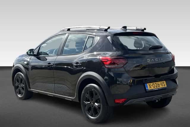Dacia Sandero Stepway (2024) thumbnail 3