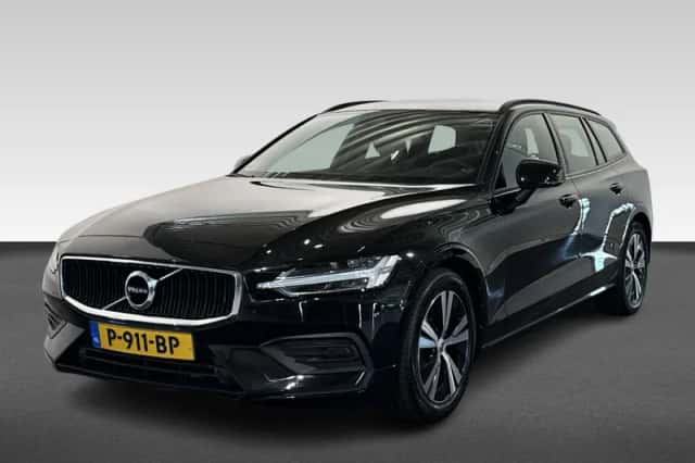 Volvo V60 (2022) thumbnail 1