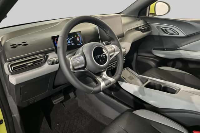 BYD Dolphin (2026) thumbnail 4