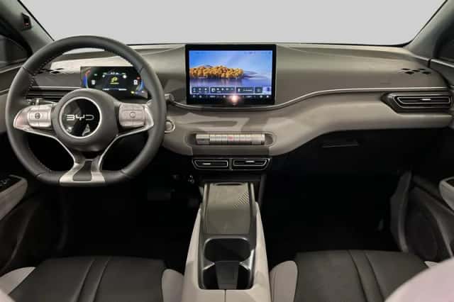 BYD Dolphin (2026) thumbnail 5