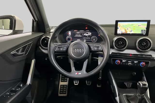 Audi Q2 (2021) thumbnail 4