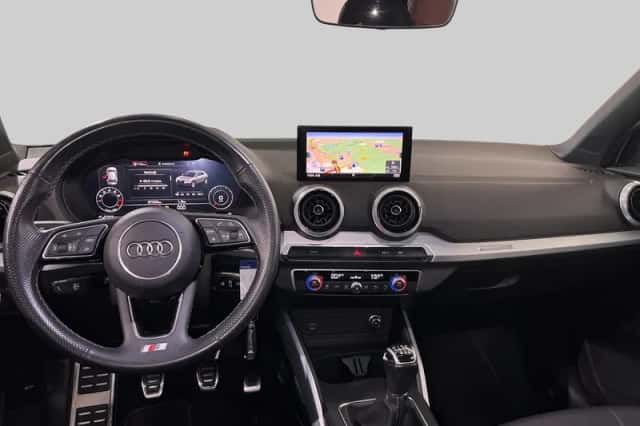 Audi Q2 (2021) thumbnail 5