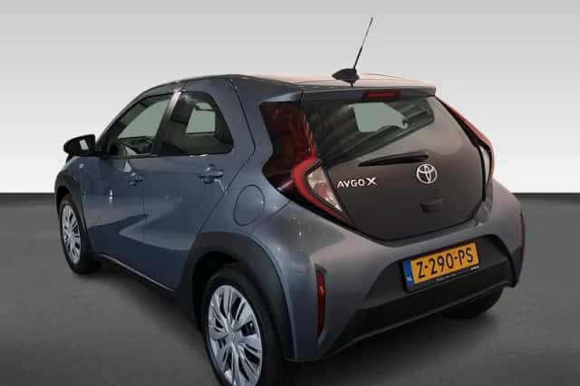 Toyota Aygo (2024) thumbnail 3