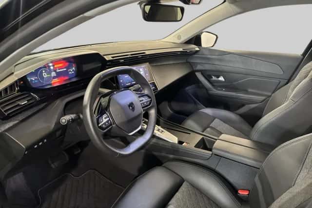 Peugeot 408 (2024) thumbnail 4