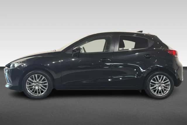 Mazda 2 (2022) thumbnail 2