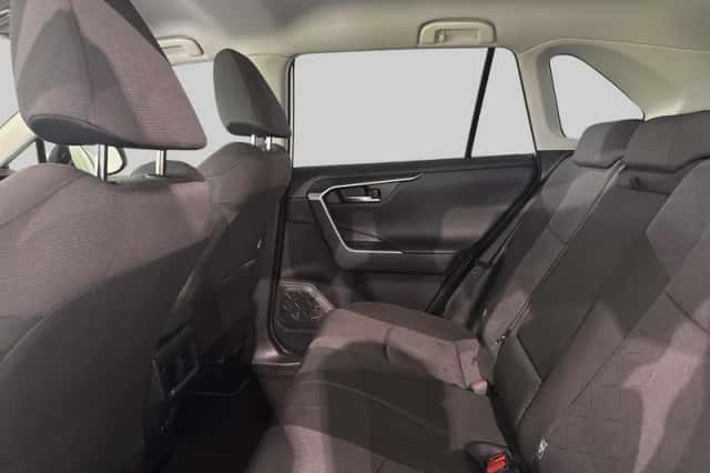 Toyota RAV4 (2019) thumbnail 6