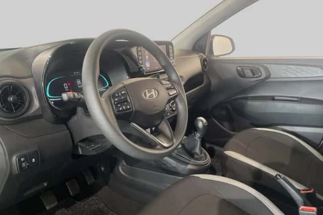 Hyundai i10 (2025) thumbnail 4
