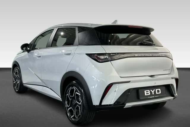 BYD Dolphin (2026) thumbnail 3
