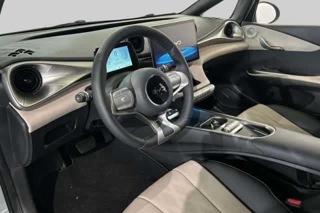 BYD Dolphin (2026) thumbnail 4