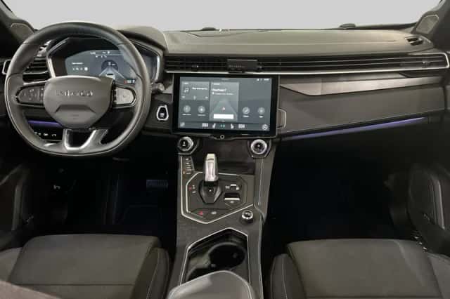 Lynk & Co 01 (2024) thumbnail 5