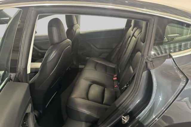 Tesla Model 3 (2020) thumbnail 6