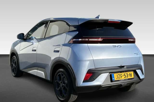 BYD Dolphin (2026) thumbnail 3