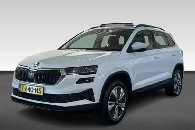 Škoda Karoq (2023) thumbnail 1
