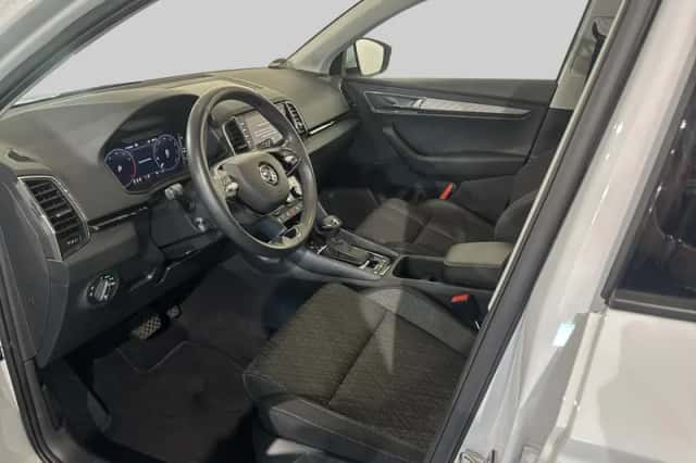 Škoda Karoq (2023) thumbnail 4