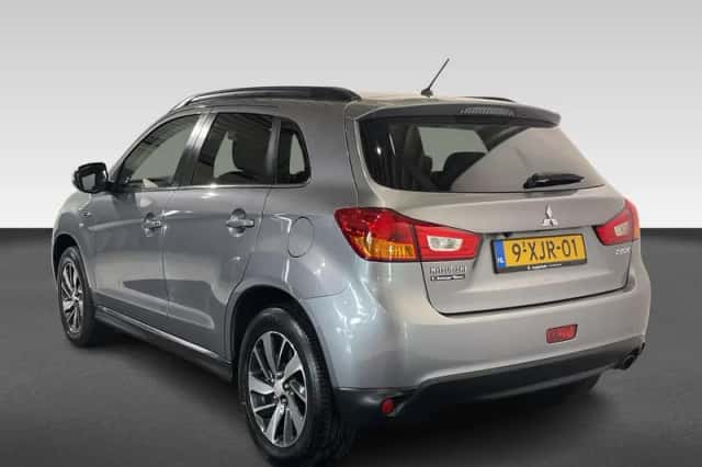 Mitsubishi ASX (2014) thumbnail 3