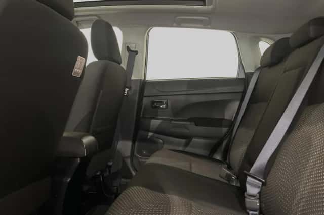 Mitsubishi ASX (2014) thumbnail 6
