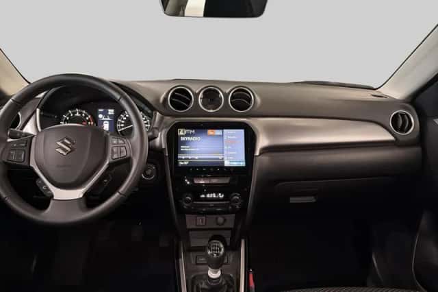 Suzuki Vitara (2024) thumbnail 4