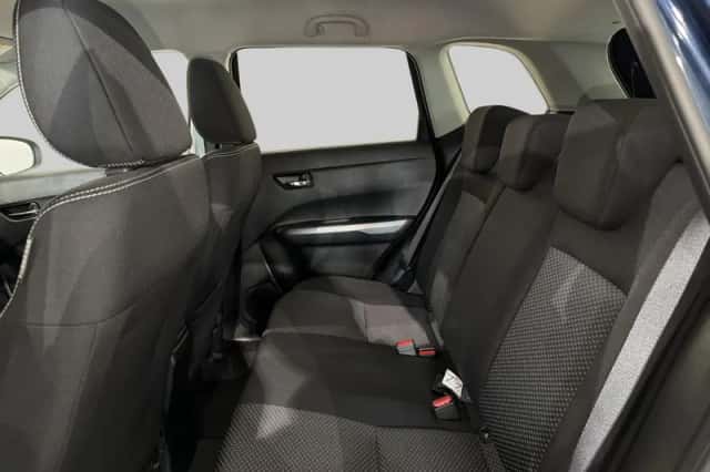 Suzuki Vitara (2024) thumbnail 5