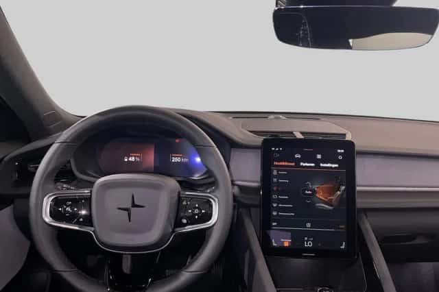 Polestar 2 (2025) thumbnail 5