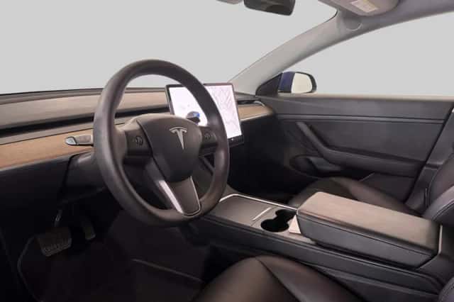 Tesla Model 3 (2021) thumbnail 4