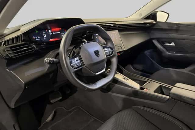 Peugeot 308 (2022) thumbnail 4