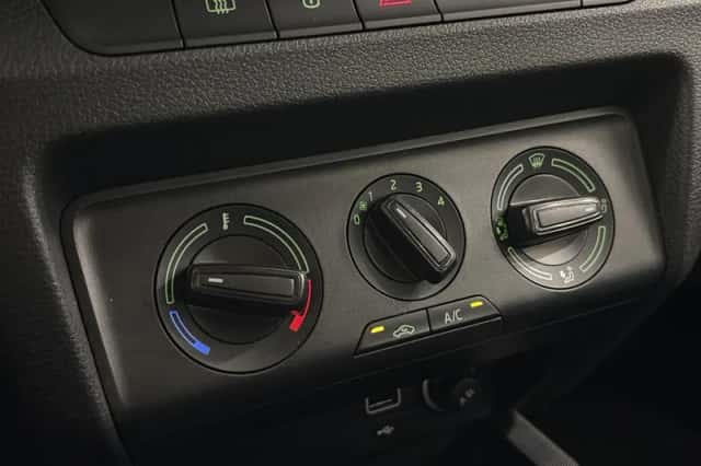 Škoda Fabia (2021) thumbnail 2