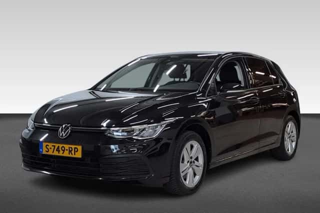 Volkswagen Golf (2023) thumbnail 1