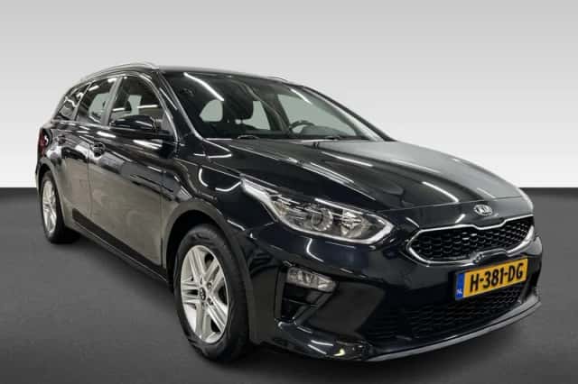 Kia Ceed Sportswagon (2020) thumbnail 2
