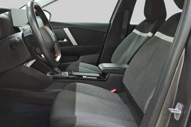 Citroën C4 (2023) thumbnail 5