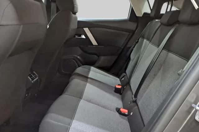 Citroën C4 (2023) thumbnail 6